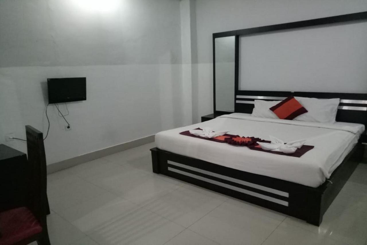Capital O 2533 Shita Bali Hotel Jimbaran Exterior foto